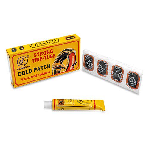Caja de 48 parches para reparar camaras medianos de 24x33mm con cemento de 20 ml Cold Patch